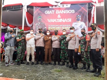 Bansos Dan Vaksinasi AKABRI 2001 di Megang Sakti Kabupaten Musi Rawas