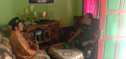 BABINSA JALIN SILATURAHMI DENGAN TOKOH AGAMA DESA BINAAN