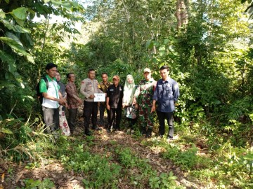 Babinsa Koramil 406-06/Tugumulyo Serda Supriyadi Melaksankan Pengecekan Titik 0% Di Wilayah Binaan.