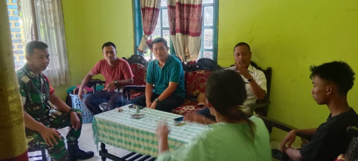 Wujudkan Kemanan Babinsa Koramil 406-08/Lubuklinggau Serma Hendra Melaksanakan Giat Mediasi Permasalahan Warga Binaan.