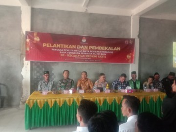 Plt camat di wakili kasi pmd(martopan), Kapolsek diwakili (Bripka marga), KUA muara Lakitan (Anwar), Babinsa Serda (Joni hariyanto),komisioner kpu(Saripudin),PPK muara Lakitan (jarkasi),calon pantarlin SE kec muara Lakitan.