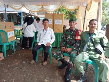 Tingkatkan Keamanan Babinsa Koramil 406-08/Lubuklinggau Monitoring Kegiatan Pemilahan RT Di Wilayah binaan.