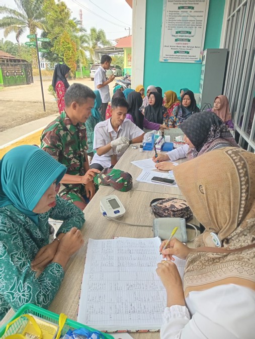 Sertu Siswoyo Babinsa Koramil 406-05/Muara Kelingi Hadir Dalam Kegiatan Pengendalian Penyakit Prioritas