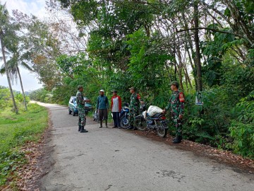 Babinsa Koramil 406-06/Tugumulyo Rutin Lakukan Patroli Karhutla di wilayah binaan