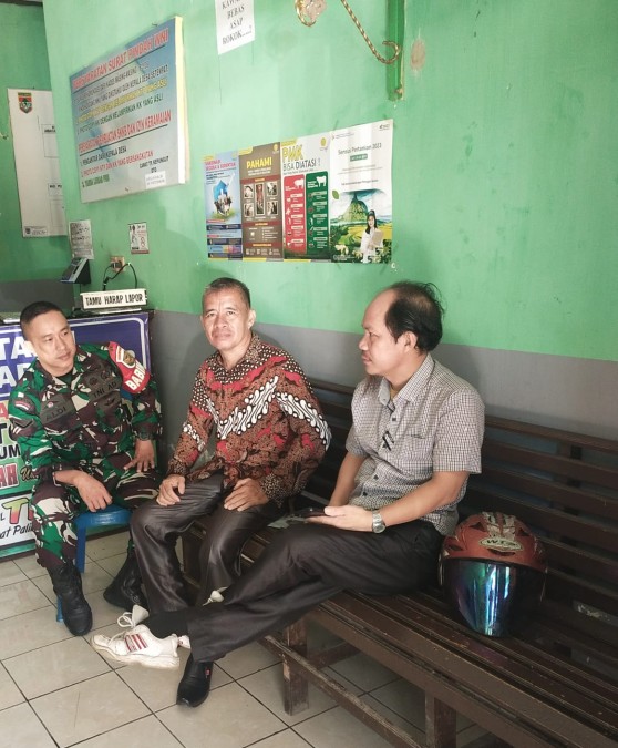 Ciptakan Keakraban, Babinsa Rutin Laksanakan Komsos dengan Masyarakat di wilayah binaan