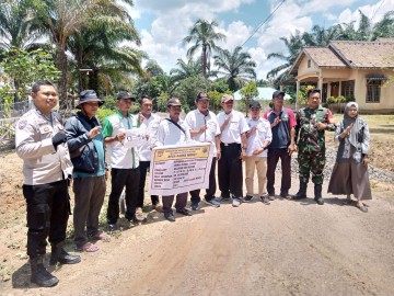 Babinsa Koramil 406-05/Muara Kelingi Menyampaikan Pentingnya Pembangunan Saluran Limbah Rumah Tangga