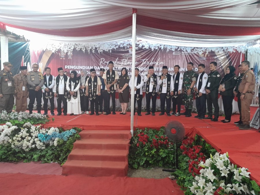 Dandim 0406 Lubuk Linggau Hadiri Acara Rapat Pleno Terbuka Pengundian dan Penetapan Nomor Urut Pasangan Calon Bupati dan Wakil Bupati Muratara