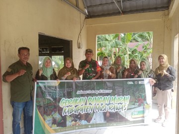 Babinsa Koramil 406-04/Muara Lakitan Monitoring Bazsar Gerakan Pangan Murah di Kecamatan Muara Lakitan