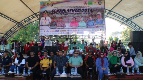 Dandim 0406 Lubuk Linggau Bersama Anggota Mengikuti Senam Sehat 2024 Bersama Pj Walikota Linggau