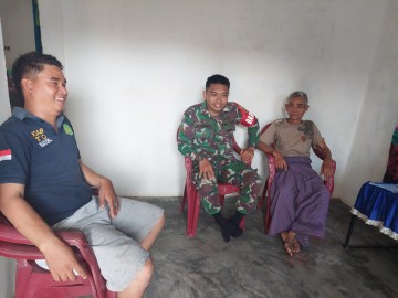 Babinsa Koramil 406-08/Lubuklinggau Gelar Komsos dan Himbauan Kebersihan di Wilayah Binaan.