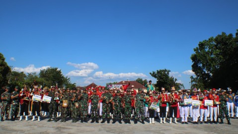 Semangat Juang Tinggi, Kodim 0406 Gelar Lomba Kreasi Baris Berbaris (LKBB) Piala Dandim 0406/Lubuk Linggau Tingkat SLTA se-Kota Lubuk Linggau, Musi Rawas, dan Muratara dalam Memperingati Hari Sumpah Pemuda 2024