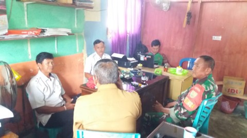 Babinsa Koramil 406-01/Rawas Laksanakan Komsos untuk Persiapan Upacara 10 November 2024