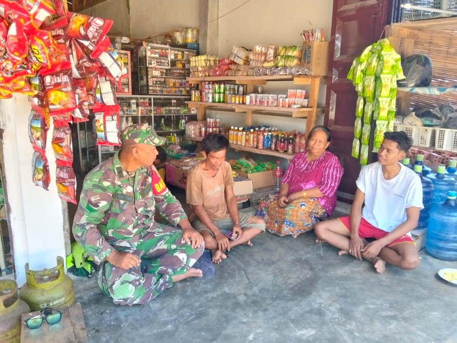 Babinsa 406-02/Rawas Ilir, Pelda Endang Permana, Dengarkan Aspirasi Warga Desa Beringin Makmur II