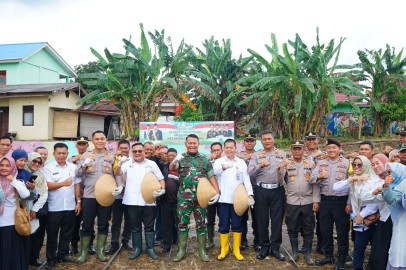 DANDIM 0406/LUBUK LINGGAU HADIR DALAM KEGIATAN VIDCON LAUNCHING GUGUS TUGAS POLRI MENDUKUNG KETAHANAN PANGAN NASIONAL