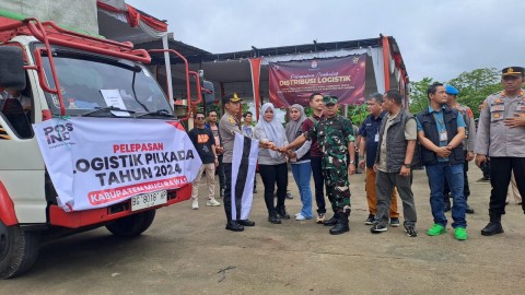 Kapten Czi Epi Sugiharto Turut Melepas Armada Pendistribusian Perdana Logistik Pilkada Kabupaten Musi Rawas Tahun 2024