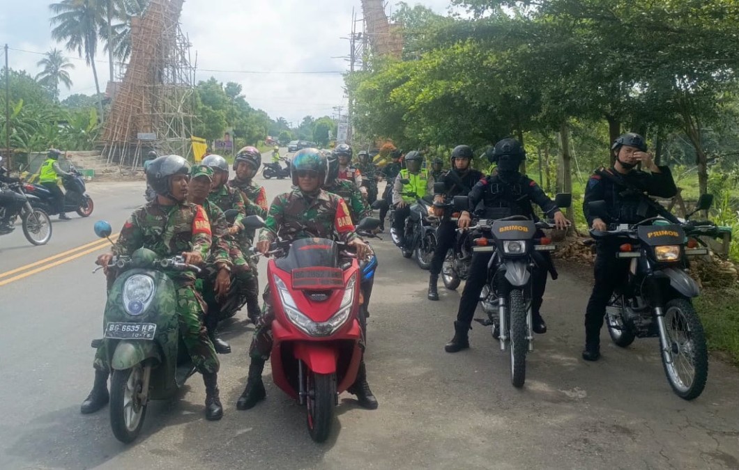 Patroli Gabungan Kodim 0406 Lubuk Linggau dan Polres Kota Lubuk Linggau Dalam Rangka Pengamanan Pilkada Serentak 2024