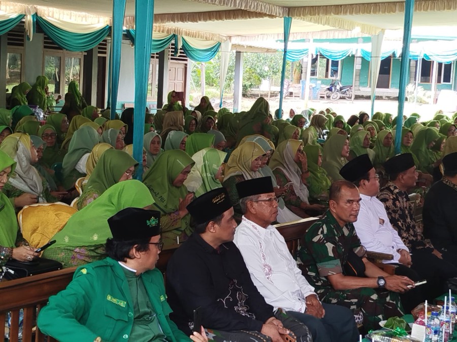 Danramil 406-06/Tugumulyo Hadiri Silaturahmi PW Muslimat NU se-Sumsel di Desa Tambah Asri
