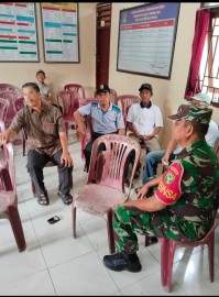 Babinsa Koramil 406-01/Rawas Ulu Laksanakan Komsos Monitoring Keamanan Pasca Pilkada