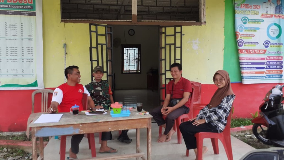 Babinsa Koramil 406-01/Rawas Ulu Lakukan Komsos Pasca Pilkada di Desa Sungai Kijang