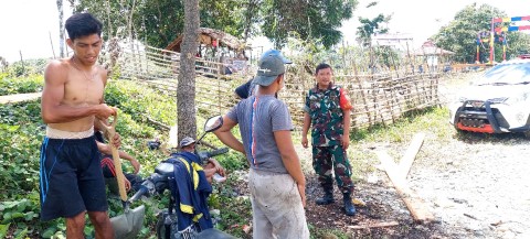 Babinsa Koramil 406-03/Rupit Laksanakan Komsos di Desa Batu Gajah Baru