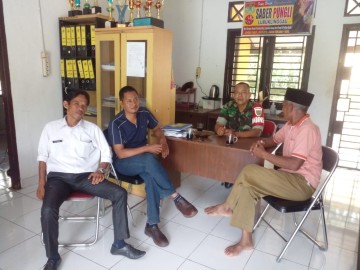 Babinsa Koramil 406-08/Lubuklinggau Laksanakan Komsos Bersama Seklur dan Pokmas