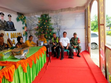 Babinsa Koramil 0406-06/Tugumulyo Lakukan PAM dan Monitoring Pos Nataru 2024 di Danau Aur Sumberharta