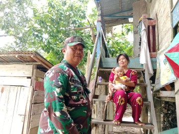 Serda Romi Handrian, Babinsa Koramil 406-02/Rawas Ilir, Laksanakan Kegiatan Komsos Rutin di Desa Bingin Teluk