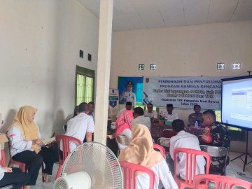 Babinsa Koramil 406-06/Tugumulyo Hadiri Kegiatan Gerakan Orang Tua Asuh Mencegah Stunting (GENTING) di Desa Muara Kati Satu