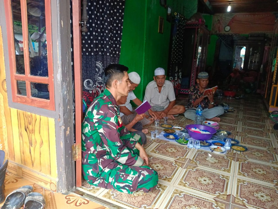 Babinsa Koramil 406-03/Rupit Hadiri Kegiatan Ruahan di Desa Karang Waru