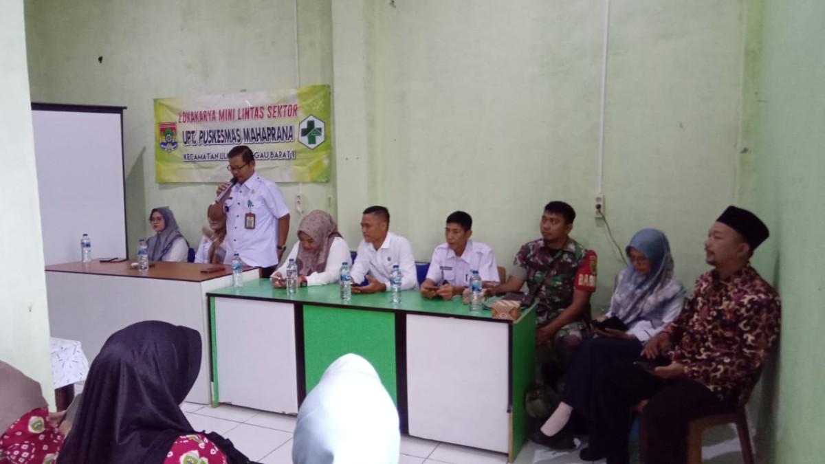 Babinsa Koramil 406-08/Lubuk Linggau Hadiri Acara Lokakarya Mini Lintas Sektor di Puskesmas Maha Prana