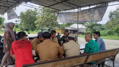 KORAMIL 406-01/RAWAS ULU LAKSANAKAN KOMSOS TENTANG KEAMANAN LINGKUNGAN