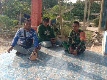 BABINSA KORAMIL 406-04/MUARA LAKITAN LAKSANAKAN KOMSOS DENGAN MASYARAKAT DESA TEGALSARI
