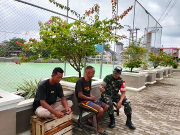 Koramil 406-01/Rawas Ulu Ajak Warga Pasar Sarolangun Jaga Kesehatan