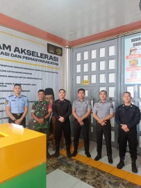 Babinsa Koramil 406-06/Tugumulyo Laksanakan Pengamanan di Lapas Narkotika Muara Beliti pada Hari Pertama Lebaran