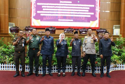 DANDIM 0406/LUBUK LINGGAU HADIRI RAPAT PARIPURNA DPRD KABUPATEN MUSI RAWAS