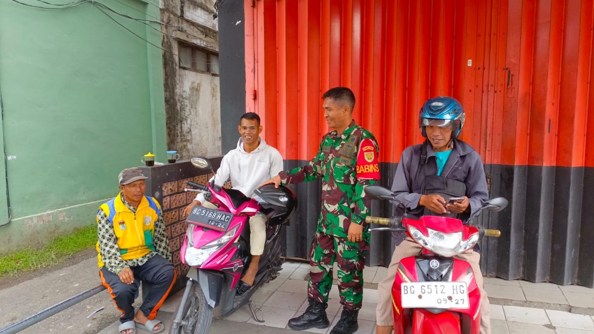 KOMUNIKASI SOSIAL BABINSA KORAMIL 406-10/LUBUK LINGGAU TIMUR MONITORING WILAYAH BINAAN