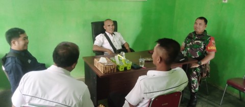 Babinsa Koramil 406-07/Jayaloka Hadiri Kegiatan Penguatan Teritorial Bersama Perangkat Desa Ciptodadi 2