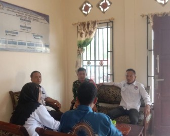 Babinsa Koramil 406-04/Muara Lakitan Jalin Silaturahmi Bersama Perangkat Desa Prabumulih 2