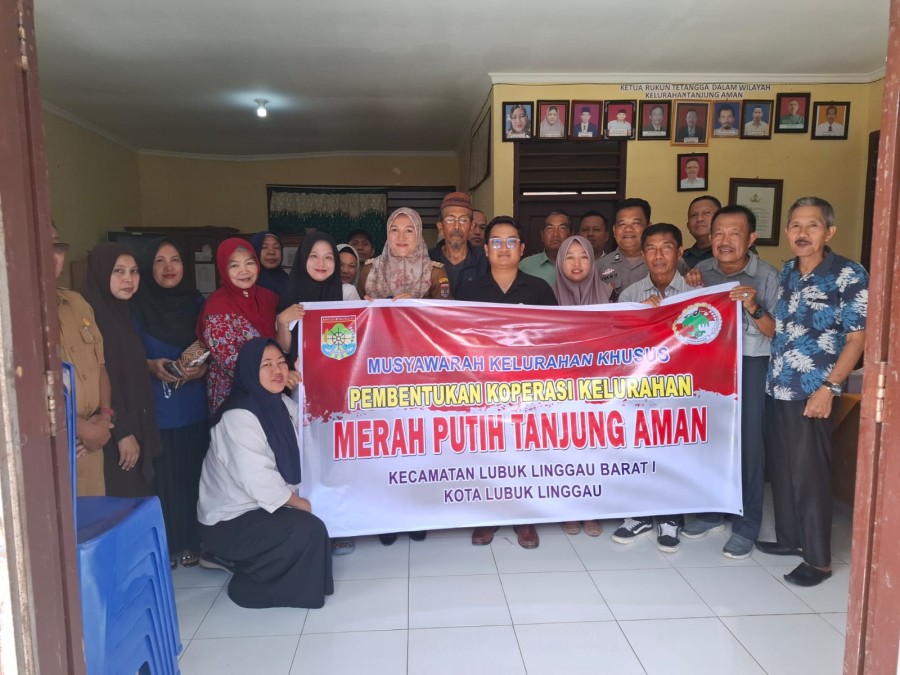 Babinsa Koramil 406-08/Lubuklinggau Dukung Pembentukan Koperasi Merah Putih di Kelurahan Tanjung Aman