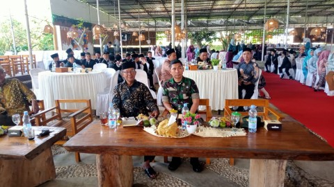 Babinsa Koramil 406-06/Tugumulyo Hadiri Acara Pelepasan Siswa Kelas 6 SD MIN 1 Musi Rawas