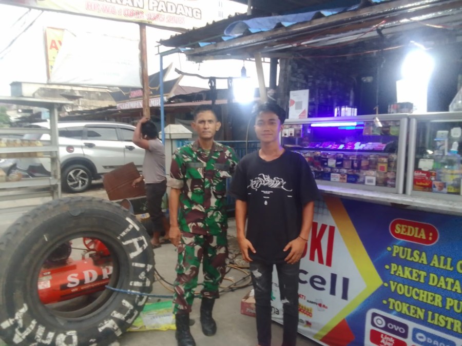 Babinsa Koramil 406-10/Lubuklinggau Timur Gelar Komsos Bersama Warga Kelurahan Marga Rahayu