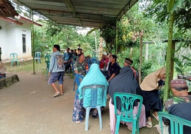 Babinsa Koramil 406-07/Jayaloka, Sertu Jiki Apriadi, Tingkatkan Komsos dengan Warga Desa Rantau Alih