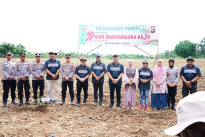 Komandan Kodim 0406/Lubuklinggau Hadiri Kegiatan Penanaman Pohon Bersama Polres Kota Lubuklinggau