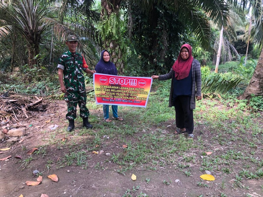 Babinsa Koramil 406-03/Rupit Ajak Warga Stop Membakar Hutan