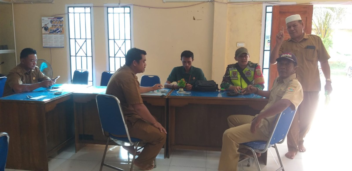 Babinsa Koramil 406-04/Muara Lakitan Laksanakan Monitoring dan Silaturahmi di Desa Marga Baru