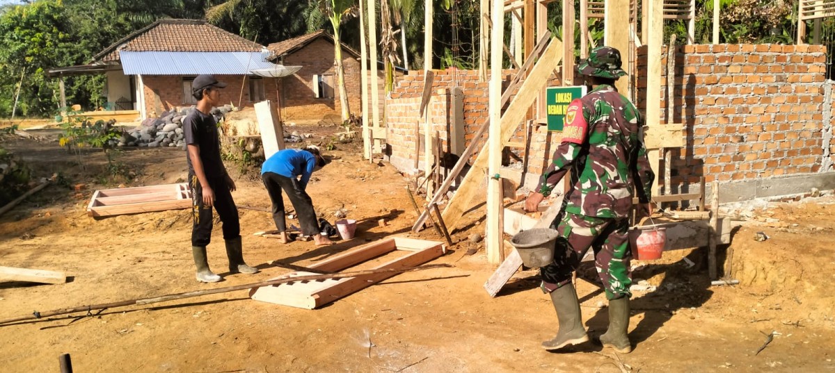 Satgas TMMD ke-125 Kodim 0406/Lubuklinggau Percepat Pembangunan Rumah Layak Huni di Desa Kota Baru SP 7