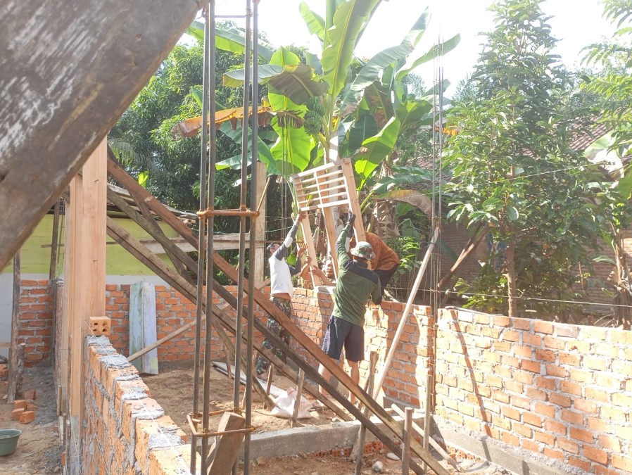 Satgas TMMD ke-125 Kodim 0406/Lubuklinggau Percepat Pembangunan Rumah Layak Huni di Desa Kota Baru SP 7 Kecamatan Bts Ulu Kabupaten Musi Rawas