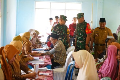 SATGAS TMMD KE-125 KODIM 0406/LUBUKLINGGAU GELAR POSBINDU PTM DI DESA KOTA BARU SP 7, KECAMATAN BTS ULU, KABUPATEN MUSI RAWAS