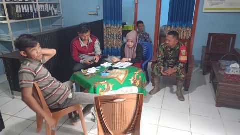 Tingkat kan kerjasama dengan pemerintah desa koptu jumairi jalin komsos Dengan perangkat desa di wilayah binaan.