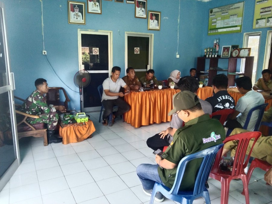 Babinsa Koramil 406-09/Terawas Hadiri Pengecekan Titik 100% dan Launching BUMDes Peternakan Ayam Petelur di Desa Suka Merindu